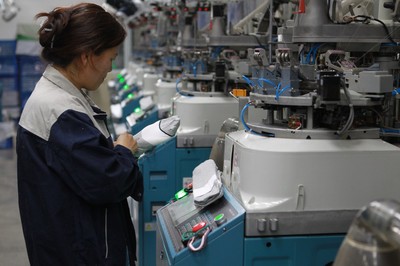 遼源新景 5G數字化織襪實驗工廠盡顯科技范，技術服務重塑產業未來